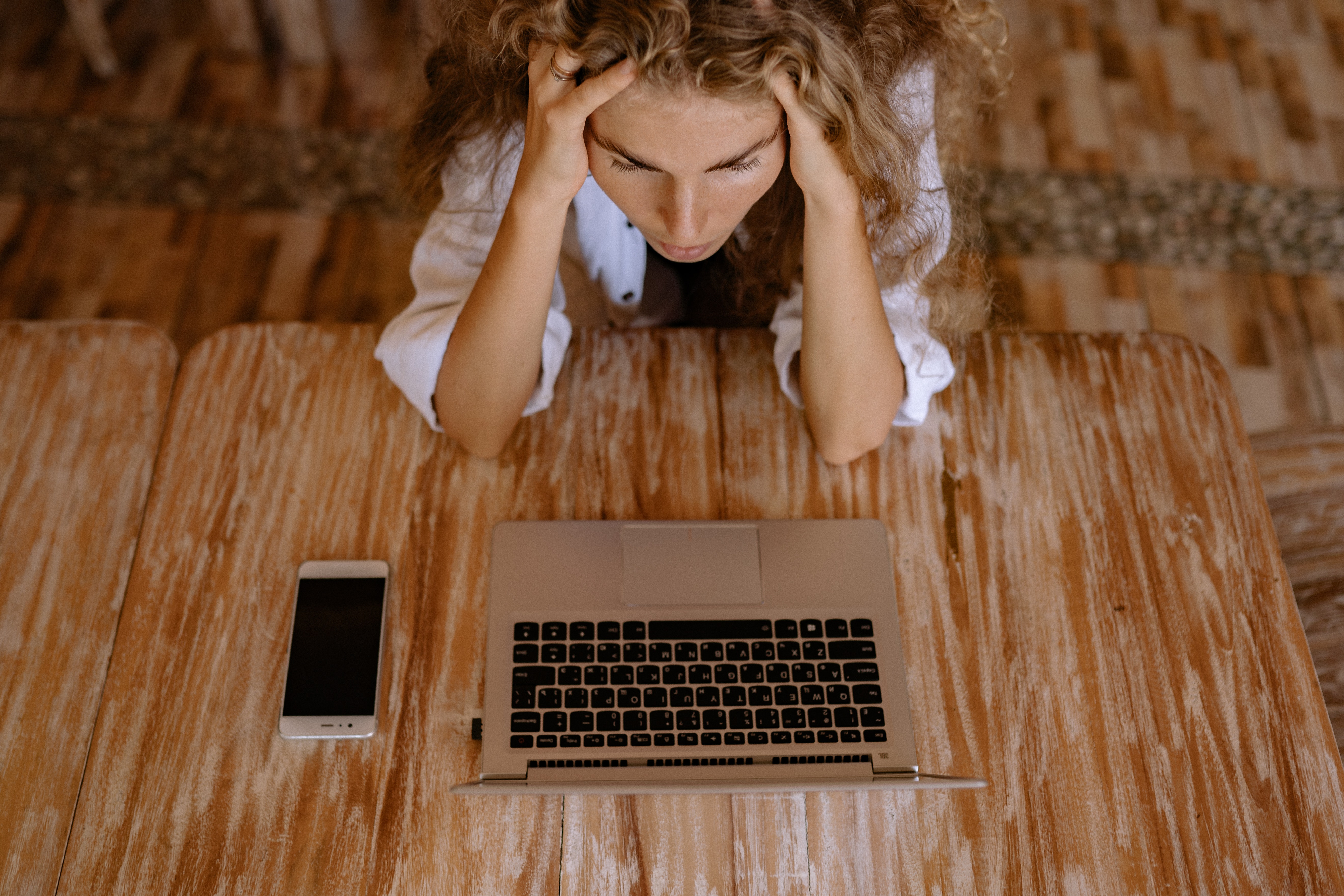 Signs And Causes Of Workplace Stress